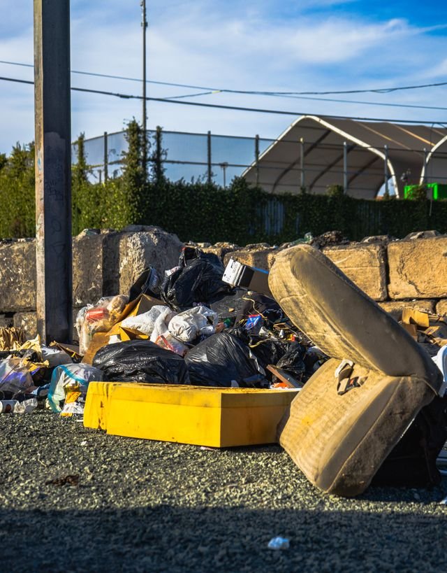 Junk removal, garbage removal
